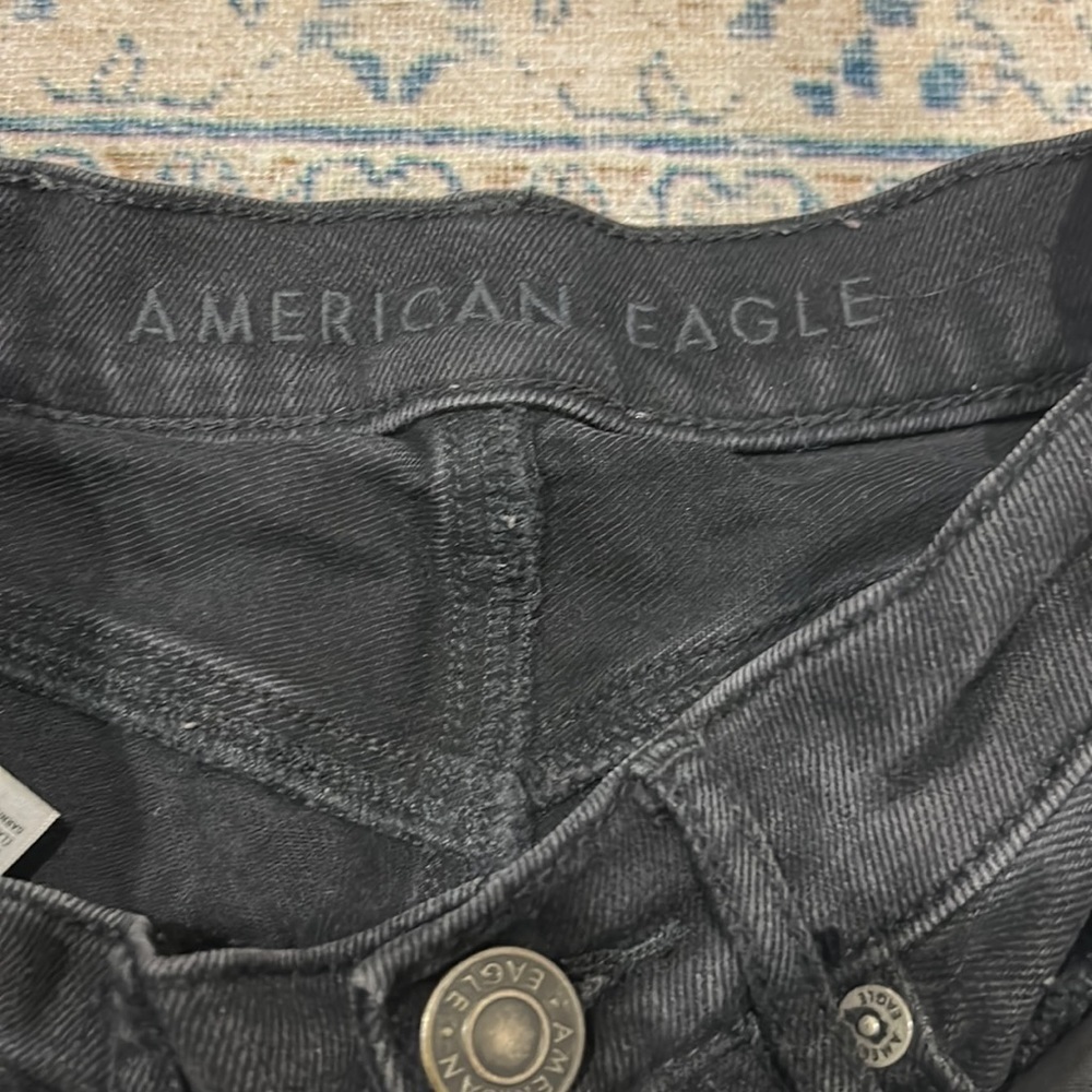 American eagle highest rise 90’s boyfriend jeans​ - Picture 3 of 5